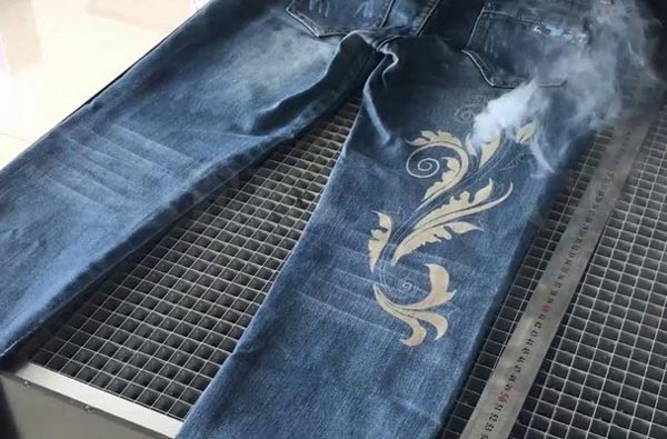 激光切割和雕刻在紡織行業有哪些應用？布料激光燒花