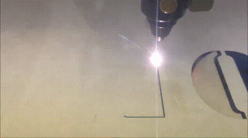 激光切割gif 激光切割機的簡介以及適用切割材料(圖1)